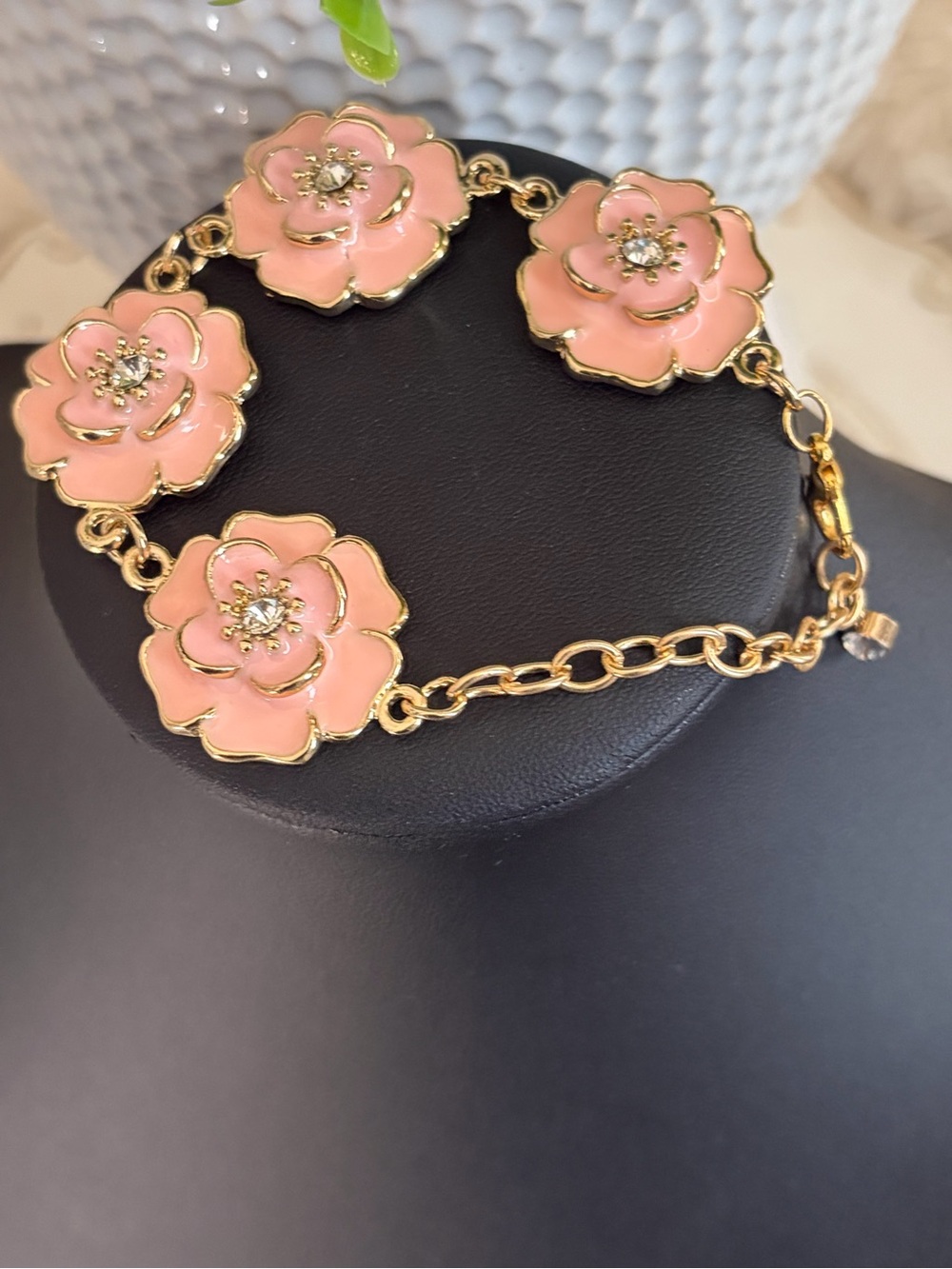 Gold-Tone Pink Flower Link Bracelet - Picture 5 of 5
